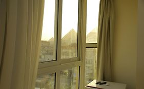 Mak Pyramids View